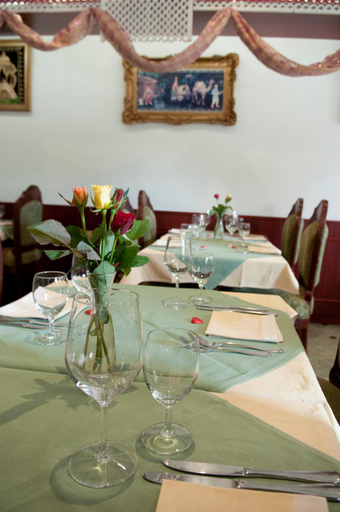 Food & Drinks 4, Dufour, Biel