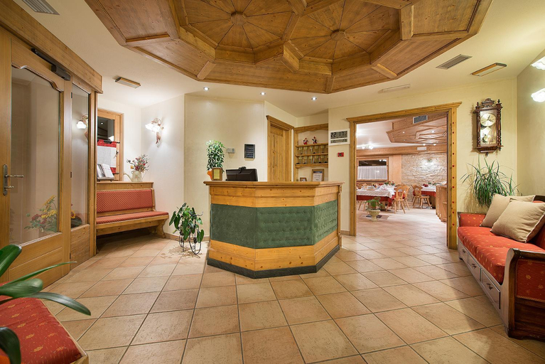Public Area 2, Hotel Garni COSTANZA, Sondrio