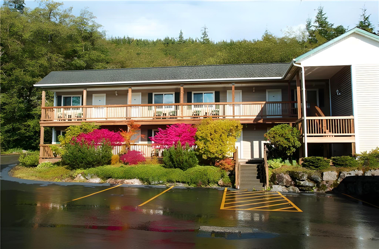 Exterior & Views, The Ketch Inn, Ketchikan Gateway