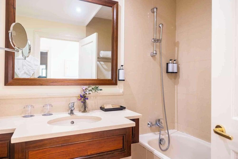Bathroom 4, Quinta Funchal Gardens - Adults Only, Funchal