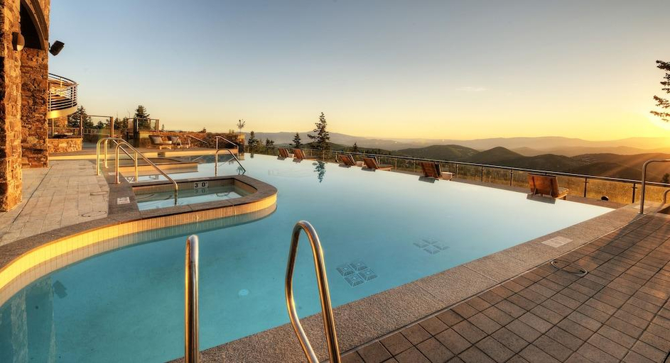 Sport & Beauty 2, Stein Eriksen Residences, Summit