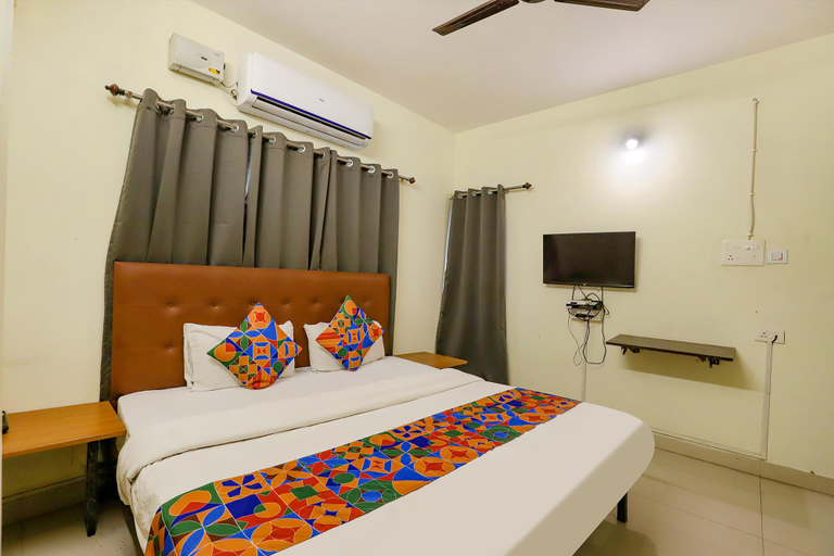 Bedroom 2, Via Osca Inn, Nagpur