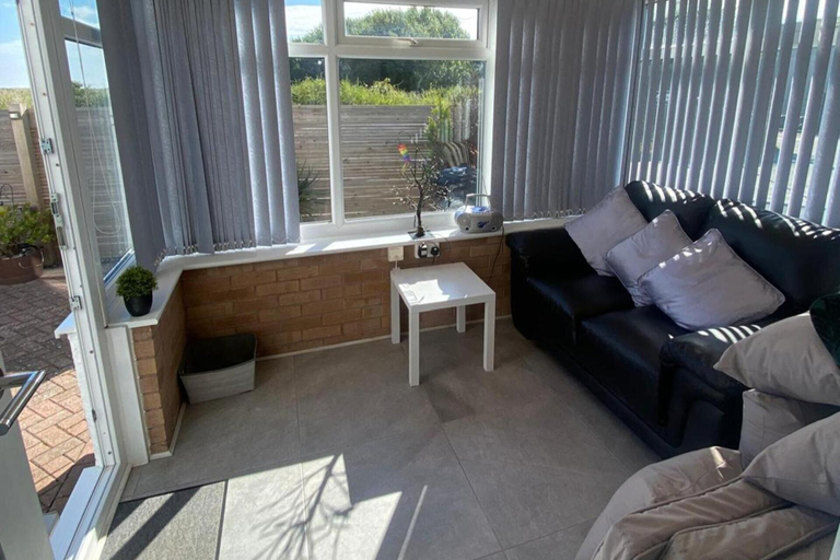 Living area 3, Prestatyn 2-bed Bungalow, Sleeps 5 With Hot Tub, Denbighshire