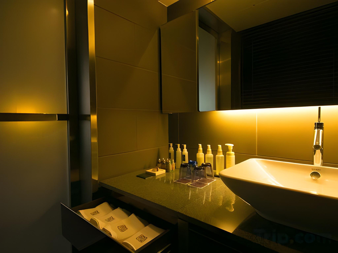 Bathroom 5, Boro Noguchi Hakodate Hotel, Hakodate