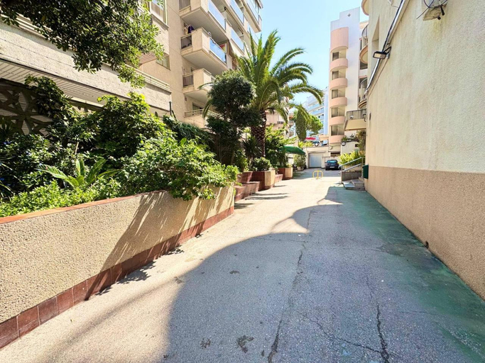 Others 4, Apartsalou Bilbao, Tarragona