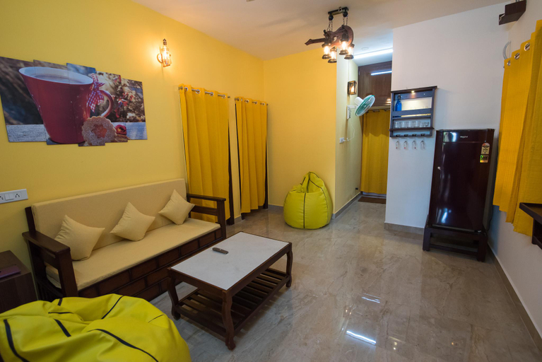 Others 5, Cheerful 2-bedroom near Auro Beach, Viluppuram