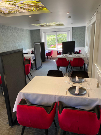 Others 5, Hotel Du Pont, Doubs