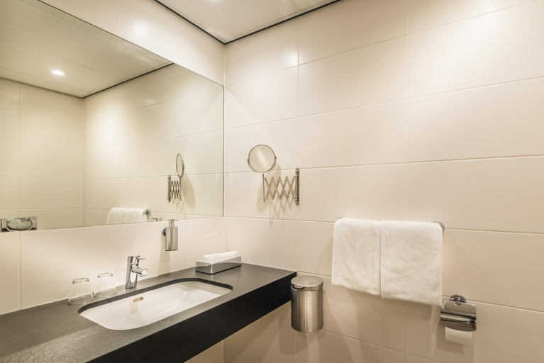 Bathroom 4, Fletcher Hotel-Restaurant De Wageningsche Berg, Wageningen