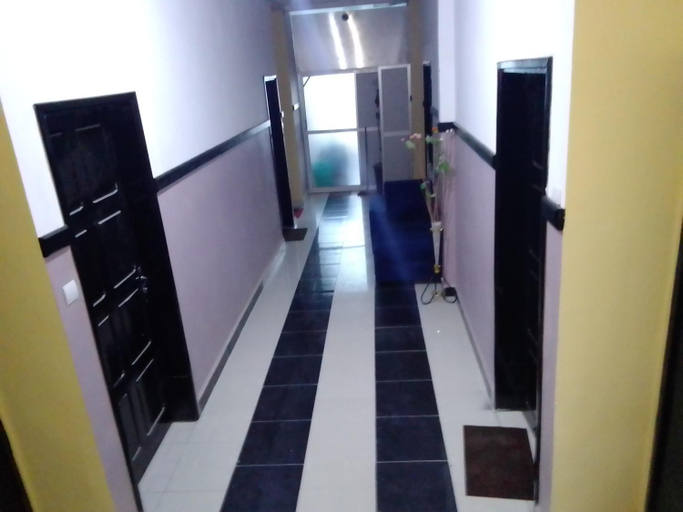Others 3, Residence Cristal Logpom, Wouri