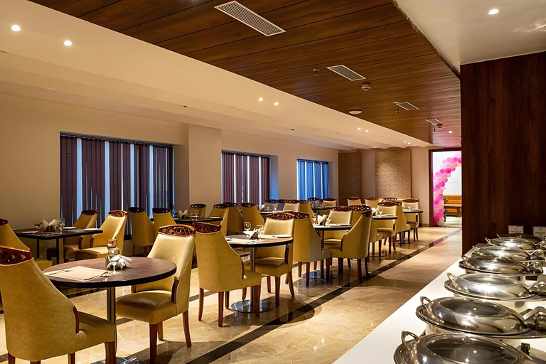 Food & Drinks, The Elite Lucknow, Lucknow