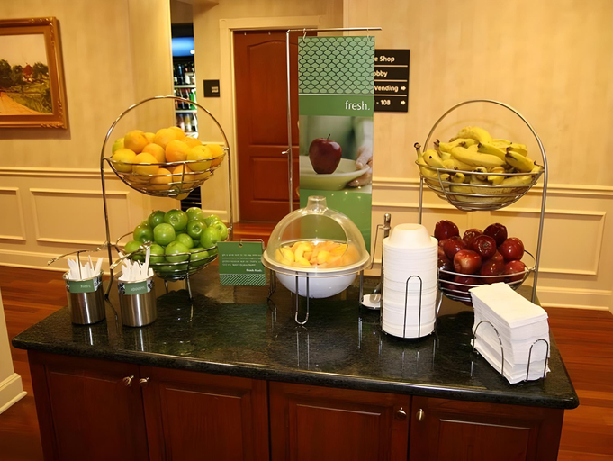 Food & Drinks 5, Hampton Inn & Suites Clinton - I-26, Laurens