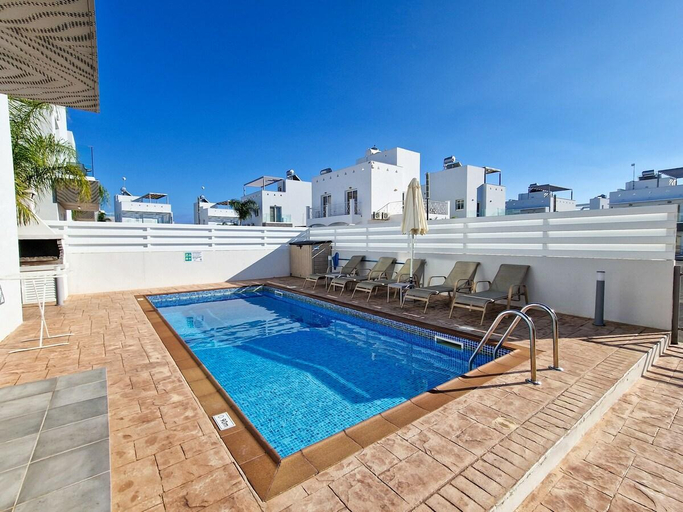 Sport & Beauty, Nissi beach villa Oleandra