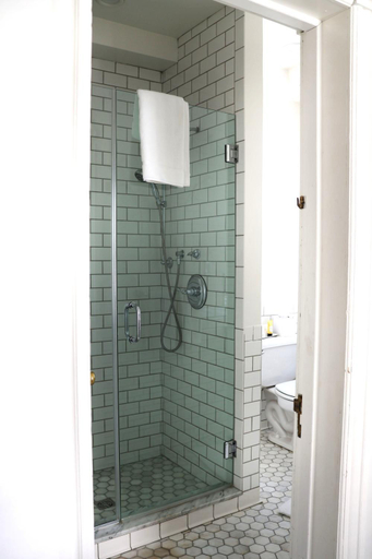 Bathroom 3, The Red Cottage, Cape May