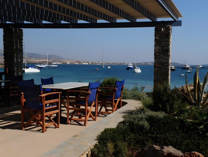 Food & Drinks 5, Kouros Village, South Aegean