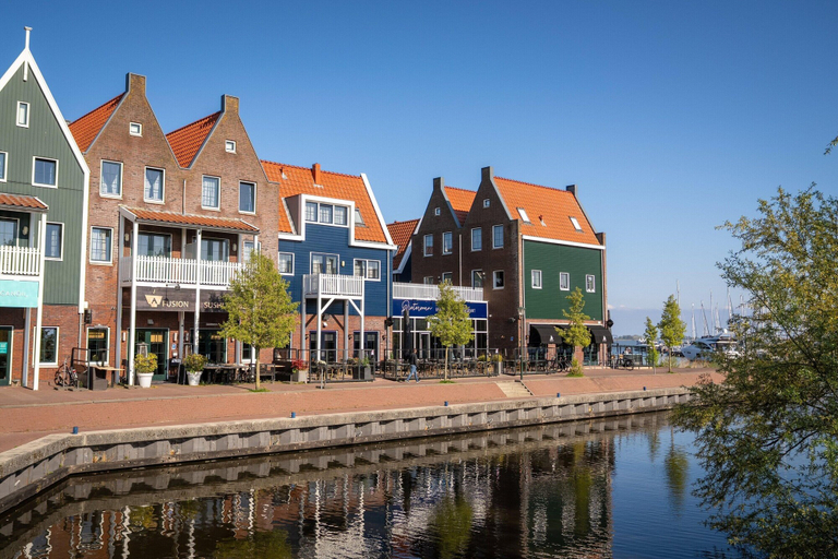 Exterior 5, Lakeside Villa in Volendam, Edam-Volendam