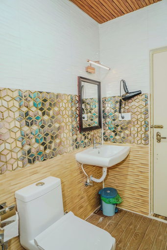 Bathroom 4, Le Karaj Meadows, The Nilgiris