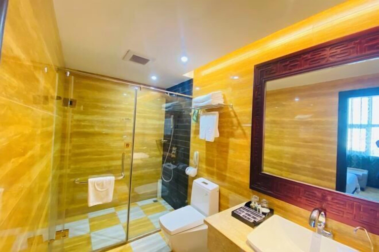 Bathroom 4, Huanuo Xinjinglun International Hotel, Changzhi