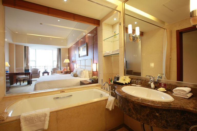 Bathroom 4, Beijing Jingyi Hotel, Beijing