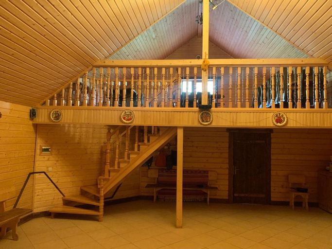 Others 5, D&T Hotel, Verkhovyns'kyi