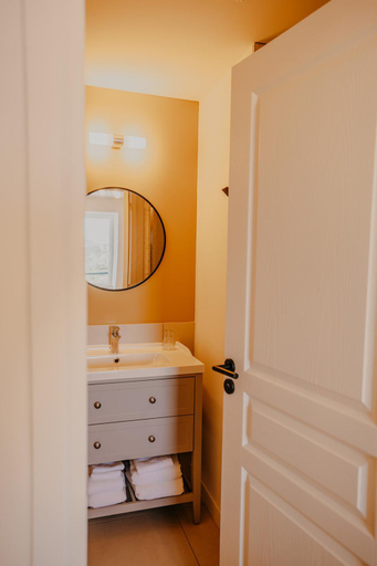 Bathroom 2, Dek Hôtel - Café - Ofuro, Finistère