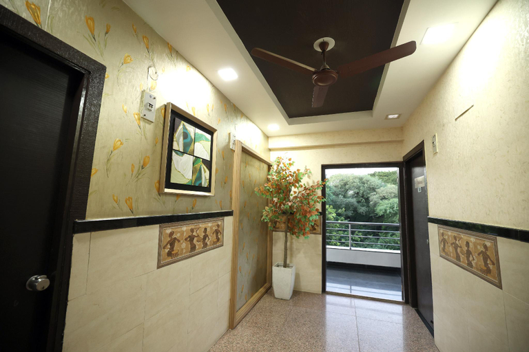 Public Area 2, Hotel Park Gardenia, Nagpur