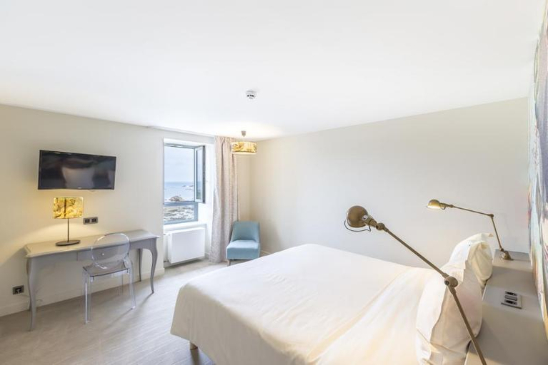 Bedroom 3, Hotel de la Mer & Spa, Finistère