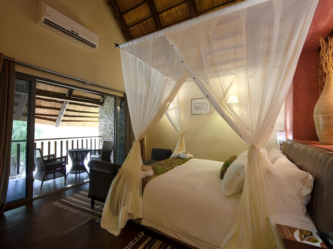 Bedroom 3, The Royal Senchi Hotel and Resort, Asuogyaman
