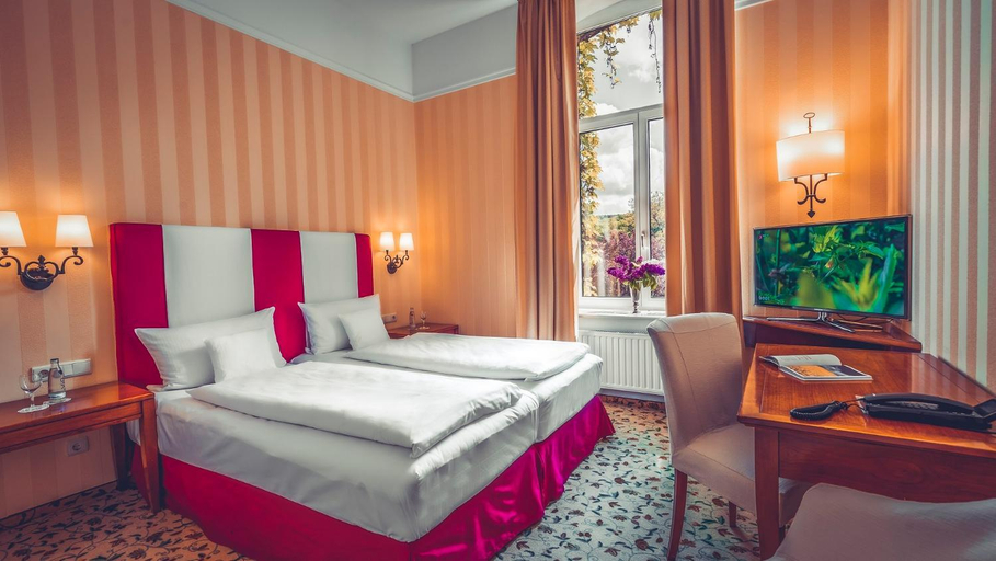 Bedroom 2, Hotel Villa Sanct Peter, Ahrweiler