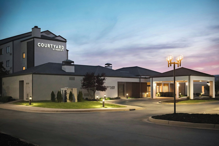 Exterior & Views 2, Courtyard by Marriott Louisville East, Jefferson
