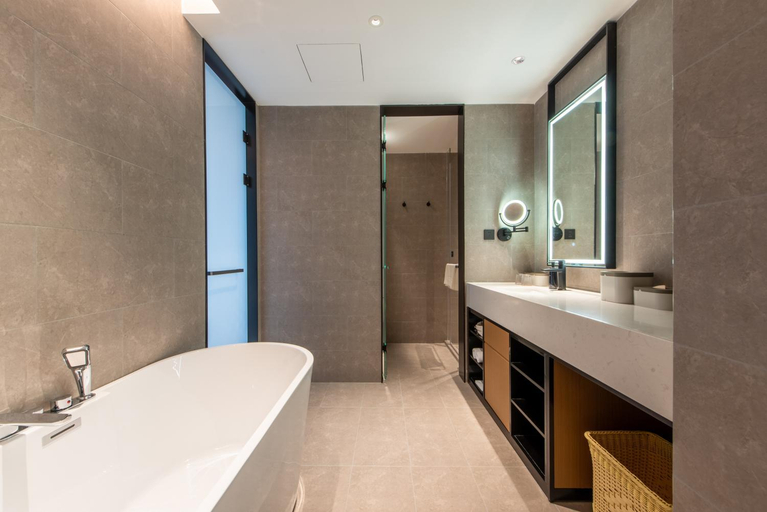 Bathroom 3, Atour Hotel Shenzhen Pingshan Kengzi Metro Station, Shenzhen