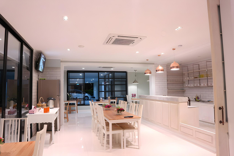 Food & Drinks 5, 168studio Hotel ubonratchathani, Muang Ubon Ratchatani