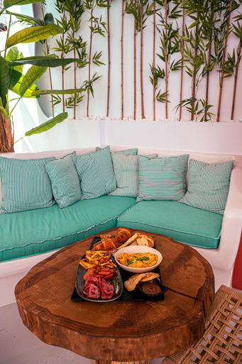 Food & Drinks 5, Arco Naxos Luxury Apartments , South Aegean