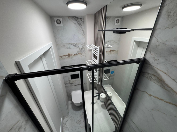 Bathroom 3, CDR Oddzial Radom, Radom City