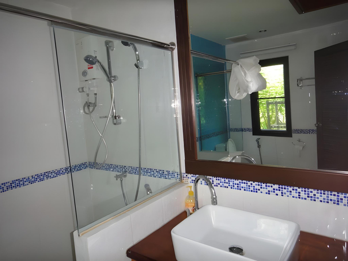 Bathroom 3, Rai Sai Luang Resort, Muang Ubon Ratchatani