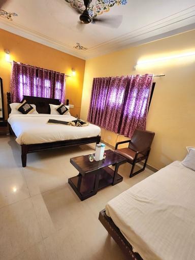 Bedroom 2, Hotel Raj Shree Palace, Udaipur
