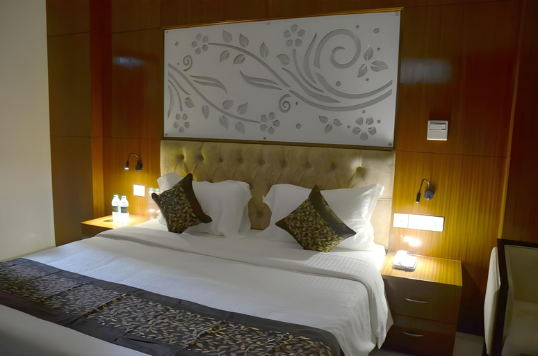 Bedroom 2, Hotel Roselle Inn, Lucknow, Lucknow