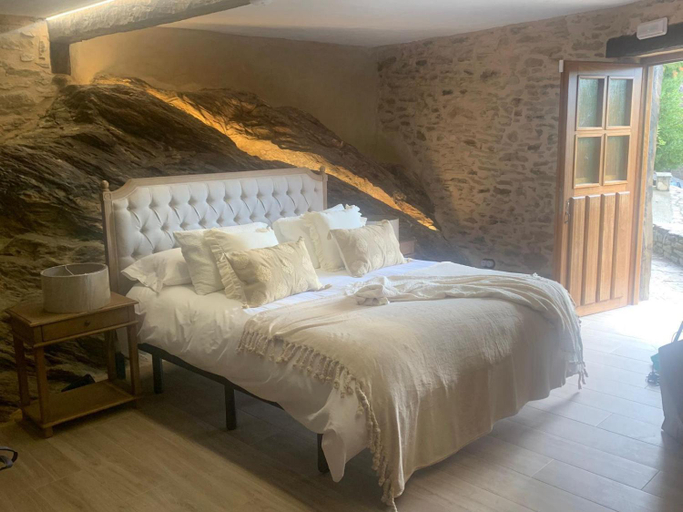 Bedroom 2, HOTEL RURAL SANTUI, Madrid
