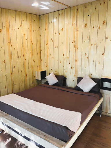 Bedroom 2, Arahnyam, Nainital