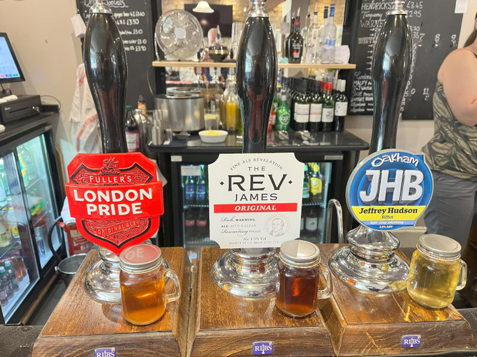 Others 5, Crown & Anchor, Lincolnshire