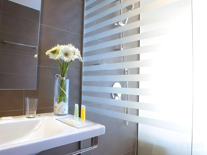 Bathroom 5, Faros Hotel