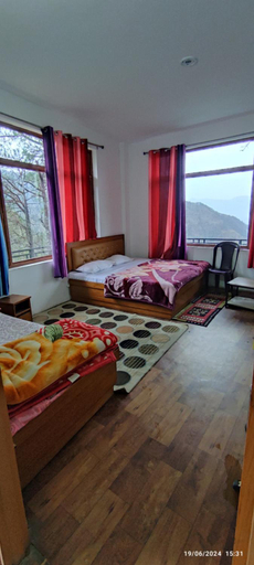 Bedroom 2, Bhandari Cottages, Tehri Garhwal