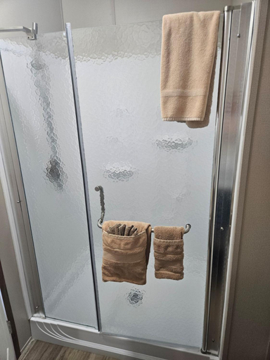Others 5, El Dorado Suites, Zavala