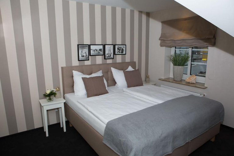 Bedroom 2, Eichhorns, Nordfriesland