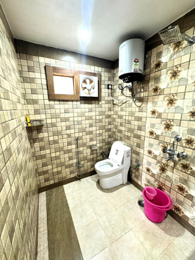 Bathroom, Goroomgo UK Homestay Nainital With Himalayan View , Nainital