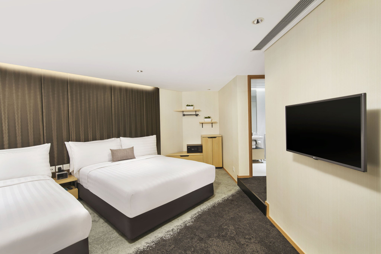 Bedroom 2, Hotel 108, Kowloon