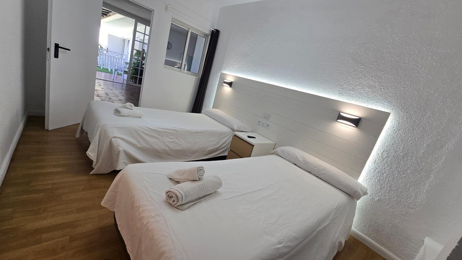 Others 5, Villa Las Flores, Santa Cruz de Tenerife