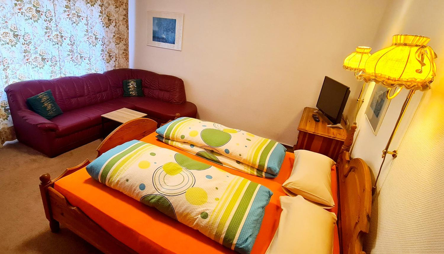 Bedroom 4, Hotel garni Am Hochwald, Goslar