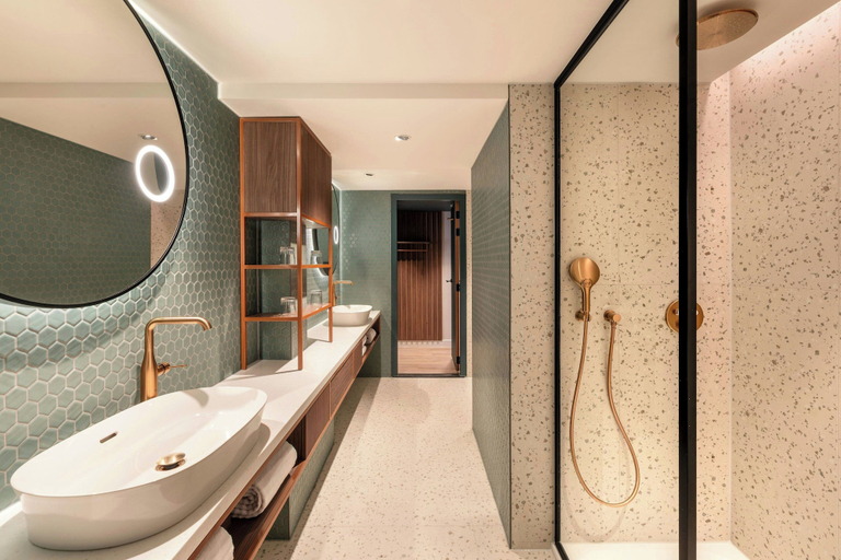 Bathroom 5, Renaissance Amsterdam Hotel, Amsterdam
