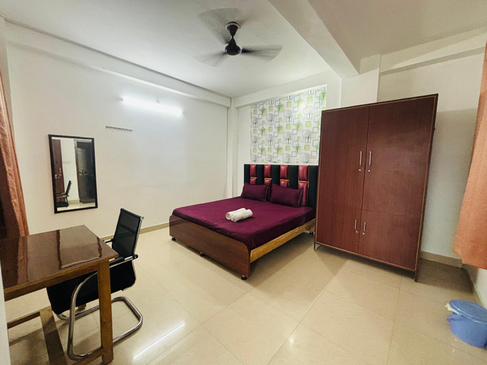 Others 4, Akshay continental, Lucknow