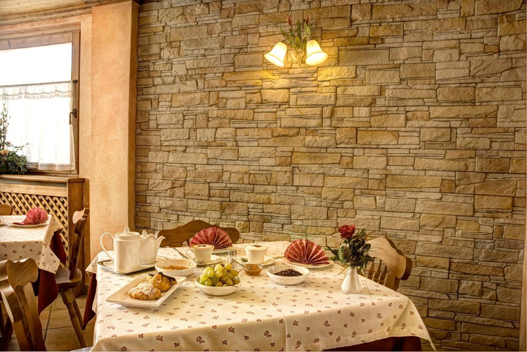 Food & Drinks 4, Hotel Garni COSTANZA, Sondrio